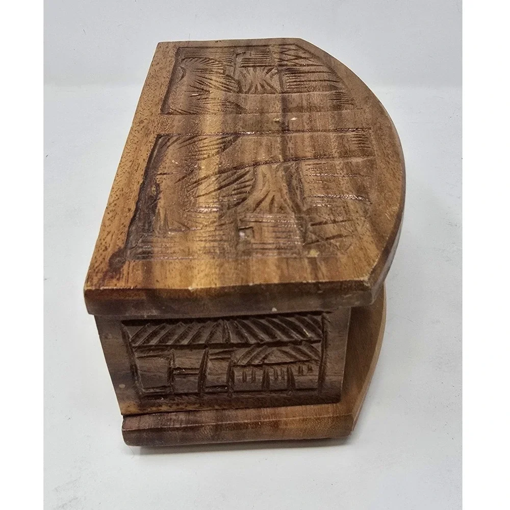 Vtg wood carved enclosed case w/12 Coasters, slide out coasters barware Kitsch